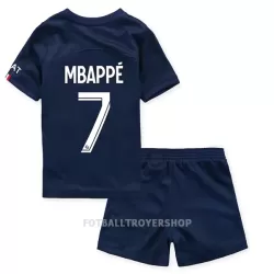 Paris Saint-Germain Mbappé 7 Hjemmedrakt Barn 22-23 - med Bukse Paris Saint-Germain Mbappé 7 Hjemmedrakt Barn 22-23 - med Bukse