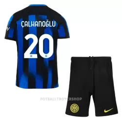 Inter Milan Calhanoglu 20 Hjemmedrakt Barn 2023/2024 - med Bukse Inter Milan Calhanoglu 20 Hjemmedrakt Barn 2023/2024 - med Bukse