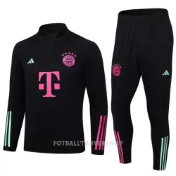 FC Bayern München Kvart-Zip Trenings Collegegenser Set Herre 2023/2024 Svart FC Bayern München Kvart-Zip Trenings Collegegenser Set Herre 2023/2024 Svart