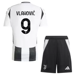 Juventus Vlahovic 9 Hjemmedrakt Barn 2024/2025 - med Bukse Juventus Vlahovic 9 Hjemmedrakt Barn 2024/2025 - med Bukse