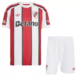 River Plate Bortedrakt Barn 2026-27 - med Bukse River Plate Bortedrakt Barn 2026-27 - med Bukse