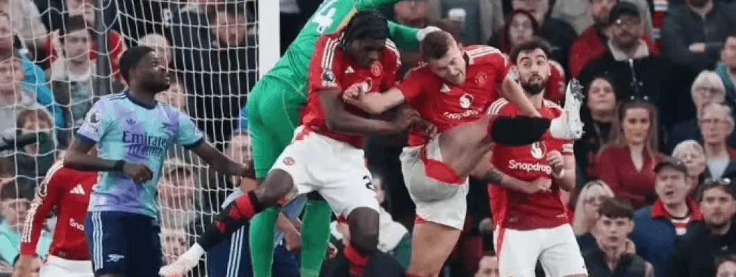 Arsenal uavgjort mot Manchester United og knuser titteldrømmen deres Arsenal uavgjort mot Manchester United og knuser titteldrømmen deres