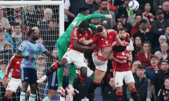 Arsenal uavgjort mot Manchester United og knuser titteldrømmen deres