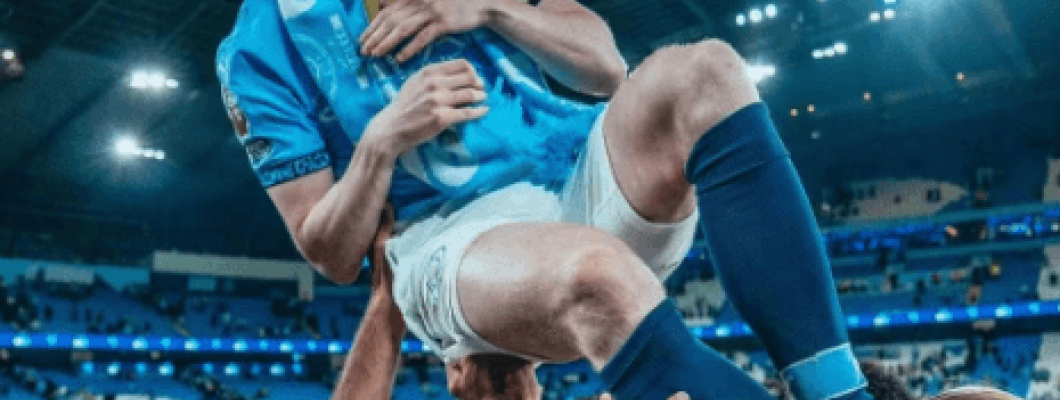 Legendarisk midtbanespiller De Bruyne starter en ny karriere i Serie A Legendarisk midtbanespiller De Bruyne starter en ny karriere i Serie A