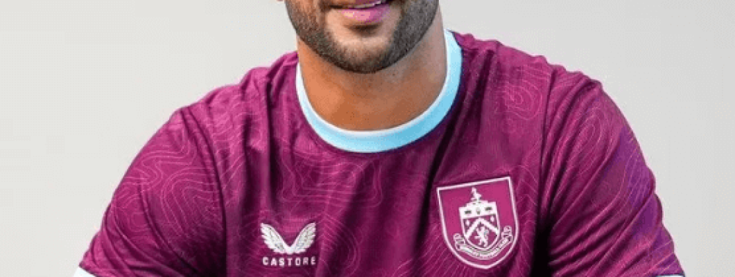 Kyle Walker slutter seg til Burnley og blir med Scott Parker for å kjempe i Premier League igjen Kyle Walker slutter seg til Burnley og blir med Scott Parker for å kjempe i Premier League igjen