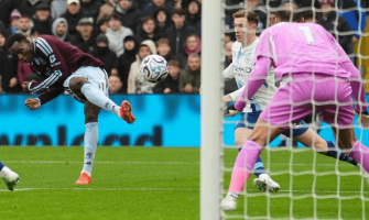 Jackson senker Man City med to mål – Aston Villa på fremmarsj