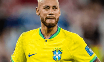 Neymars VM-utsikter overskygget av påstander om å ha skjult skade