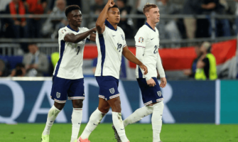 England snudde Nederland 2-1 for å gå videre til europacupfinalen England snudde Nederland 2-1 for å gå videre til europacupfinalen